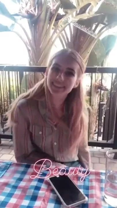 Emma Roberts beauty vid
