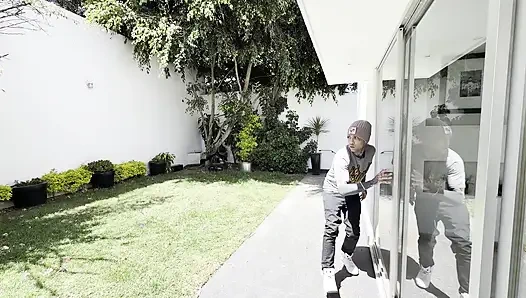 Gali Diva ile hırsız