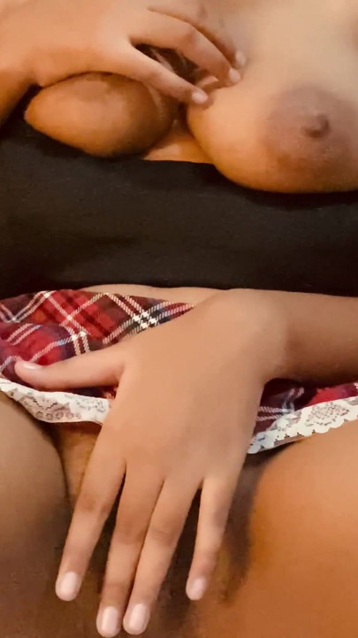 Jaw-dropping moment from "Big boobs Desi Indian girl"