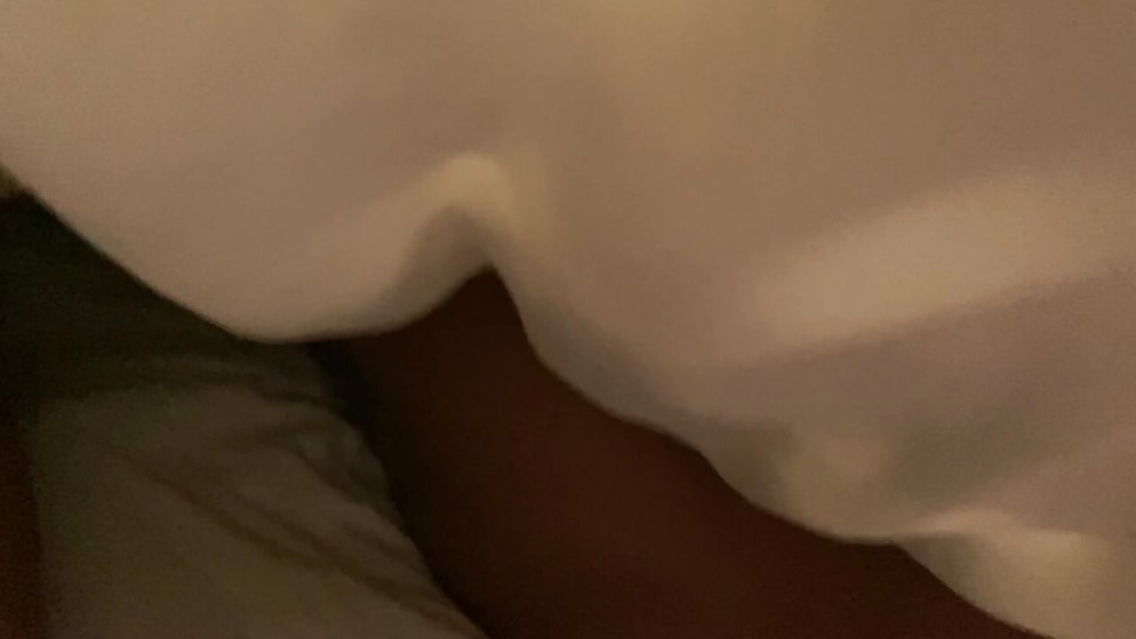 Hostel Se Aayi Choti Behen Ke Sath First Time Sex Kiya