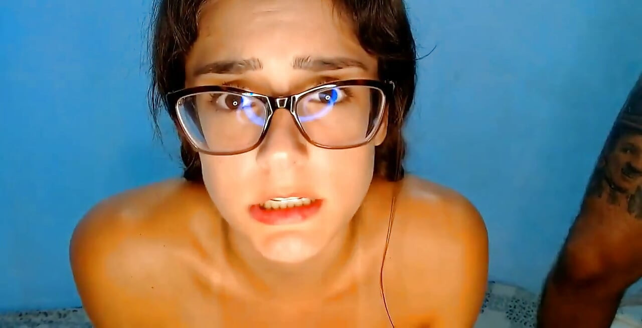 Anal duro y angustiado
