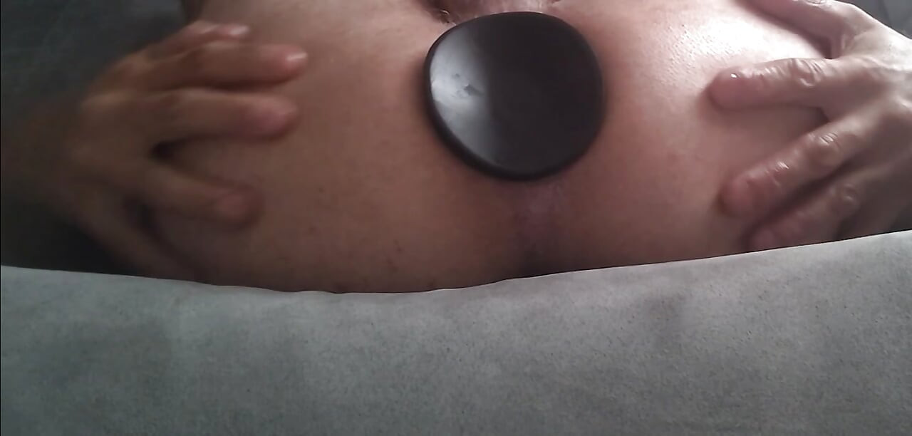 Plug 8 cm di pantatku