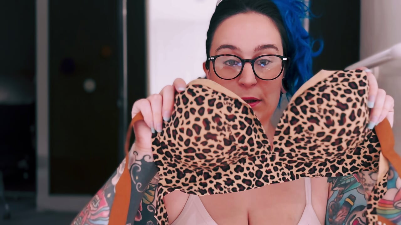 Curvy British MILF Tries On Sexy SHEIN Lingerie Tattooed & Busty