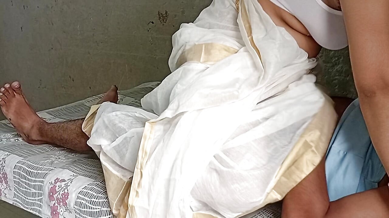 Tamil Bhabhi gives me satisfaction during sex