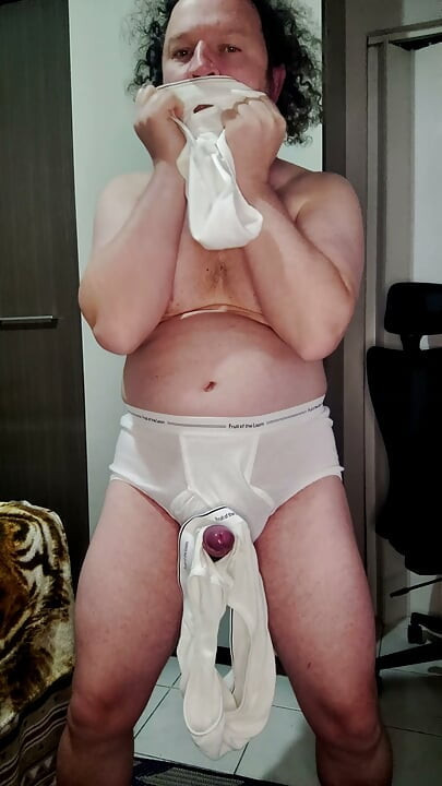 Vintage Fruit of the Loom white briefs show off, jerk off and cum