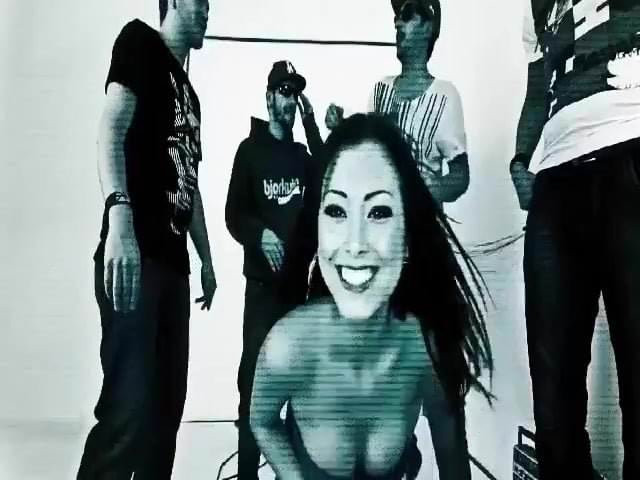 Gimme lebih banyak videomusik dildo