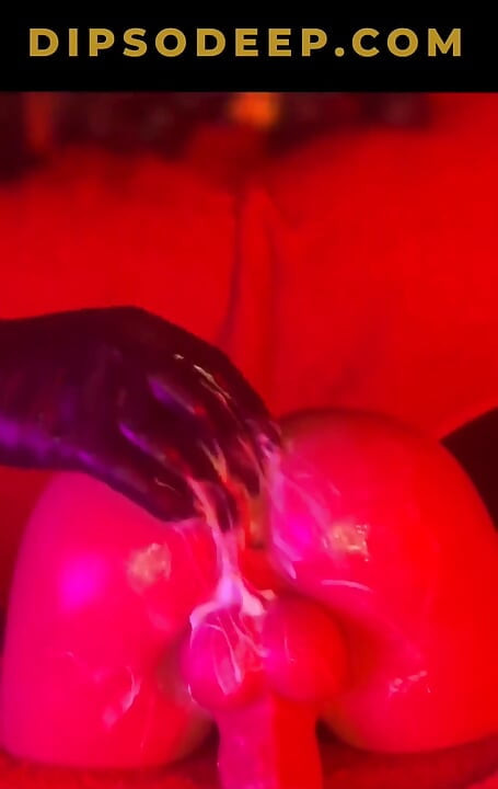 フェムボーイのギャップとおならのクリーミーなお尻穴、おもちゃ付き - アナルトレーニング