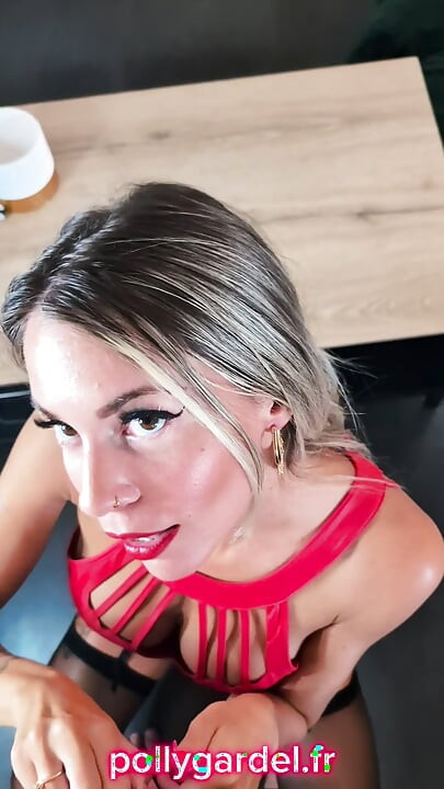 Ein guter blowjob für meinen sex heute abend, pornodarstellerin Polly Gardel bekommt ihren mund gefickt
