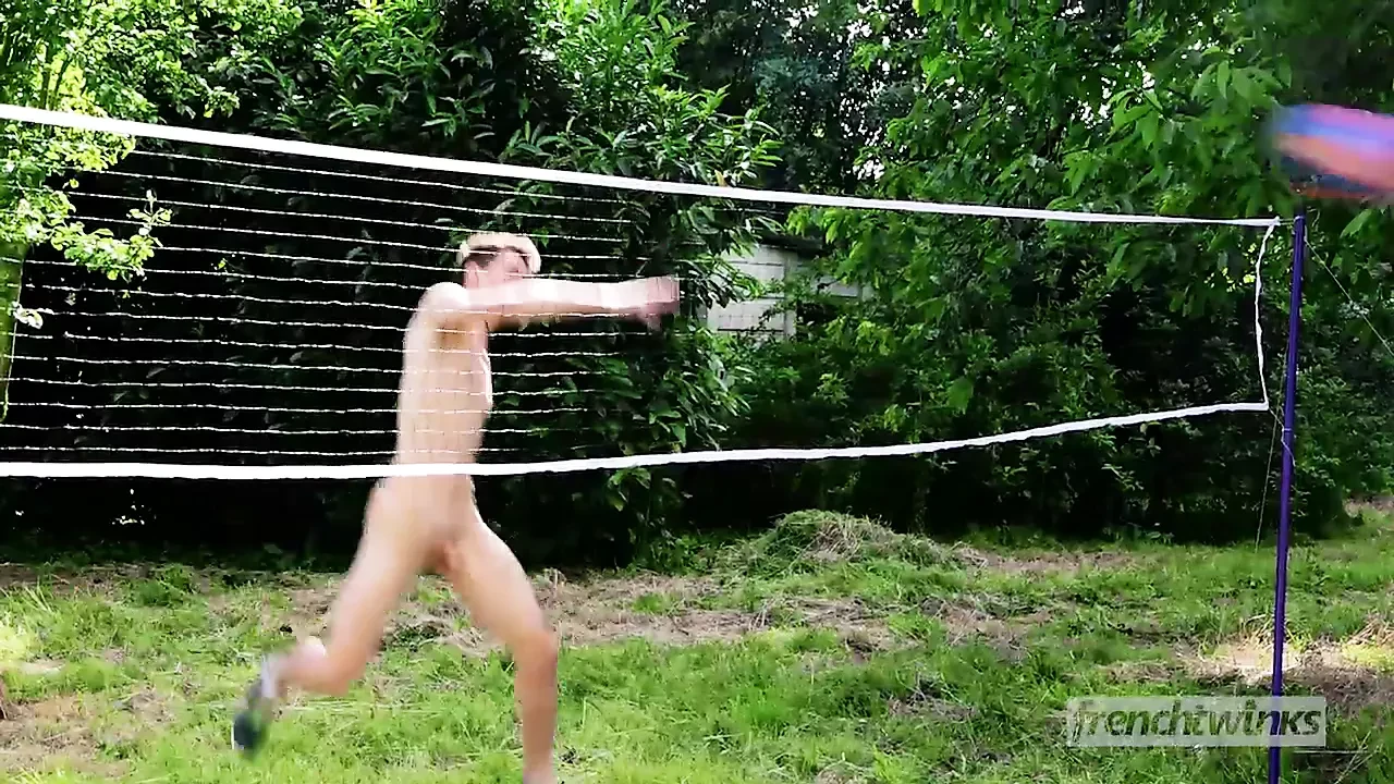 A young 18 year old twink is fucked deeply by a built muscle