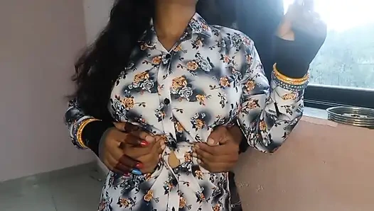 Hot indian desi girlfriend sex with her college boyfy