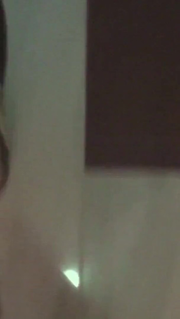 Momento da condividere da "Ragazza carina rimorchiata e scopata duro da sconosciuti nel vero porno pov"