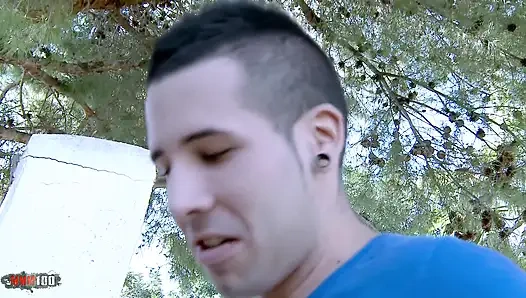 Lily francesca kevin White fickt im freien mit Lily francesca, einer jungen französischen studentin