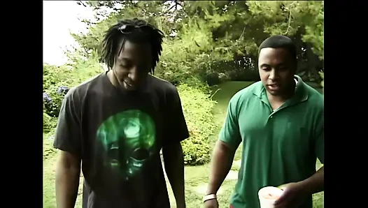 Training Am Strand Mit Riesigen Schwänzen Zum Lecken