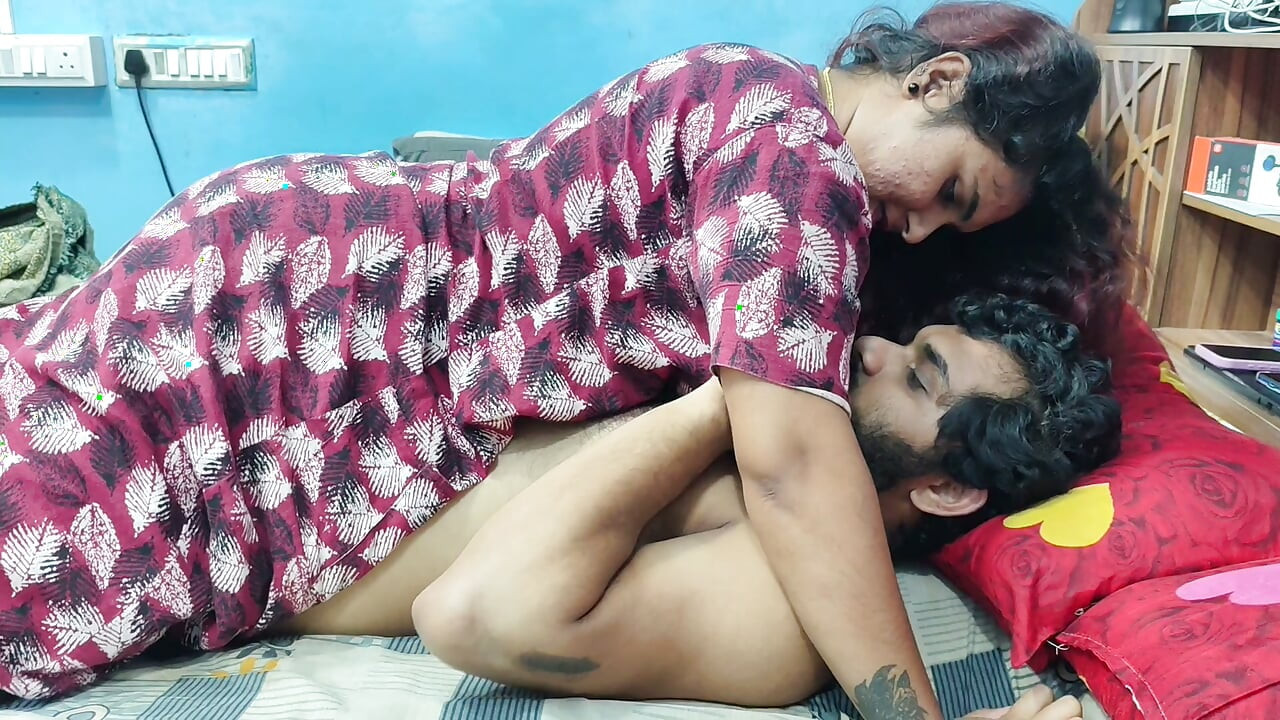 Mallu hot girl boobs suck and nipple lick