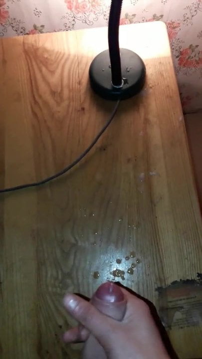 Lots of cum