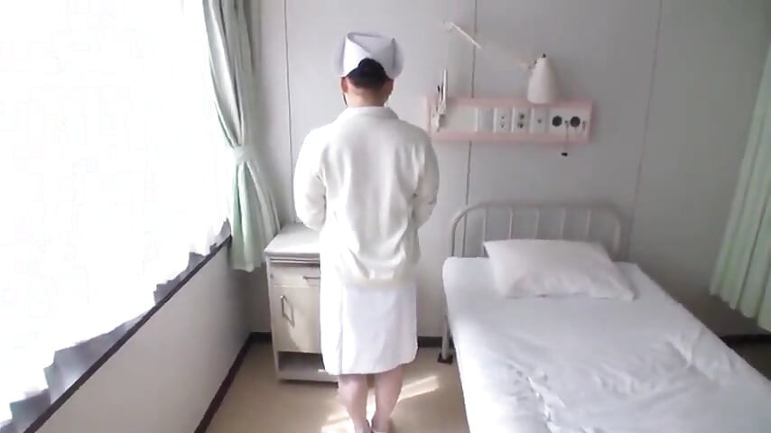 熟女と身体で癒す白衣の天使