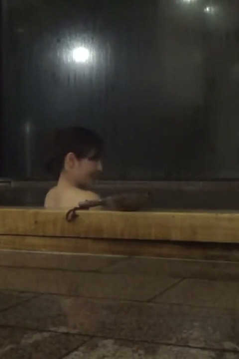 Mixed Hot Spring - a Fleeting Affair Soaked in Desire - Chapter4