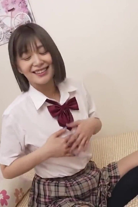 Top-ranked Private Shoot Idol Hikaru Earning Tips and Requests Through Secret Fan Service Sessions - Chapter 2