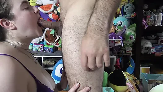 Nyepong kontol buru-buru sebelum tidur