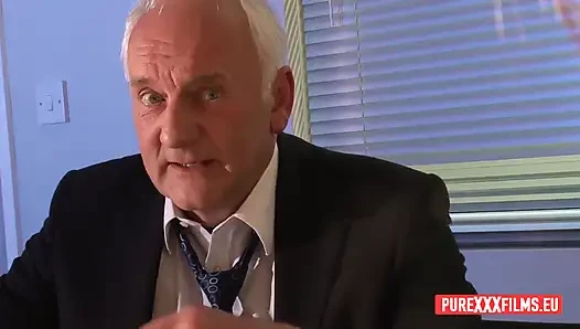 50 warna merah muda, ep. 3