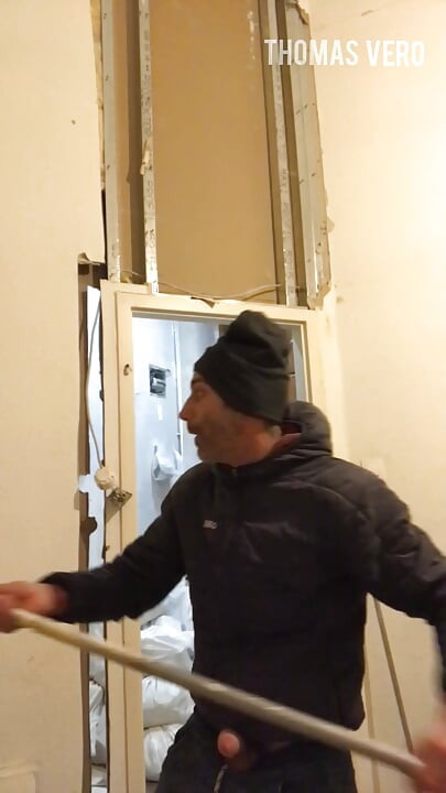 ハンズフリー精液トーマス・ベロ・ハンズフリー