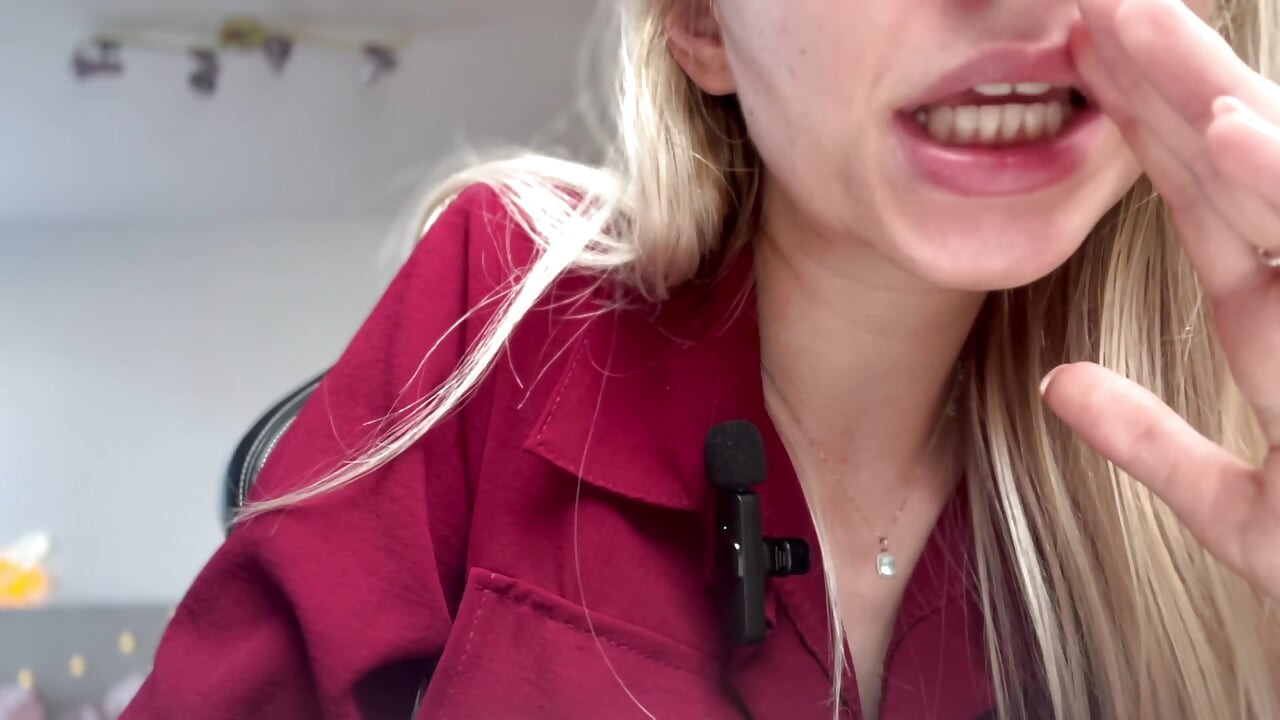 Wredna dziewczyna karze cię łaskocze Asmr