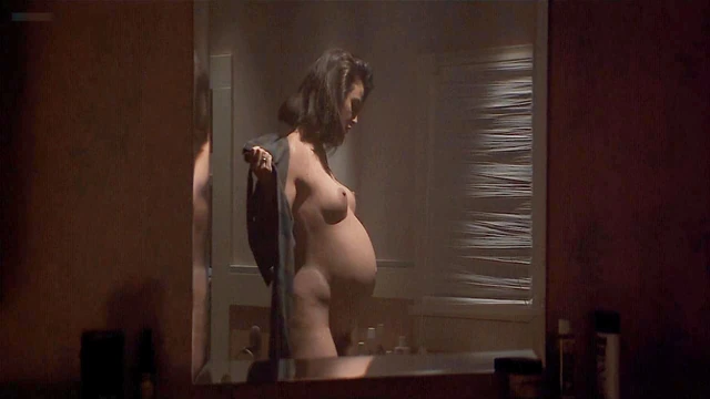 Demi Moore’s nude bush and boobs in the tube in one scene