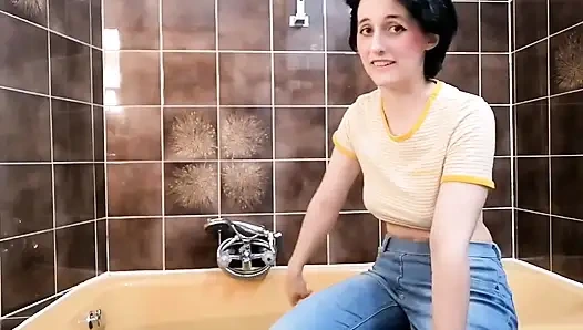 Stepsister gets dunked JOI