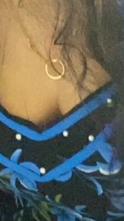 Ινδικό ταμίλ Μέρος 2: Παιχνίδι με Hugeboobs | Κλιπ 2