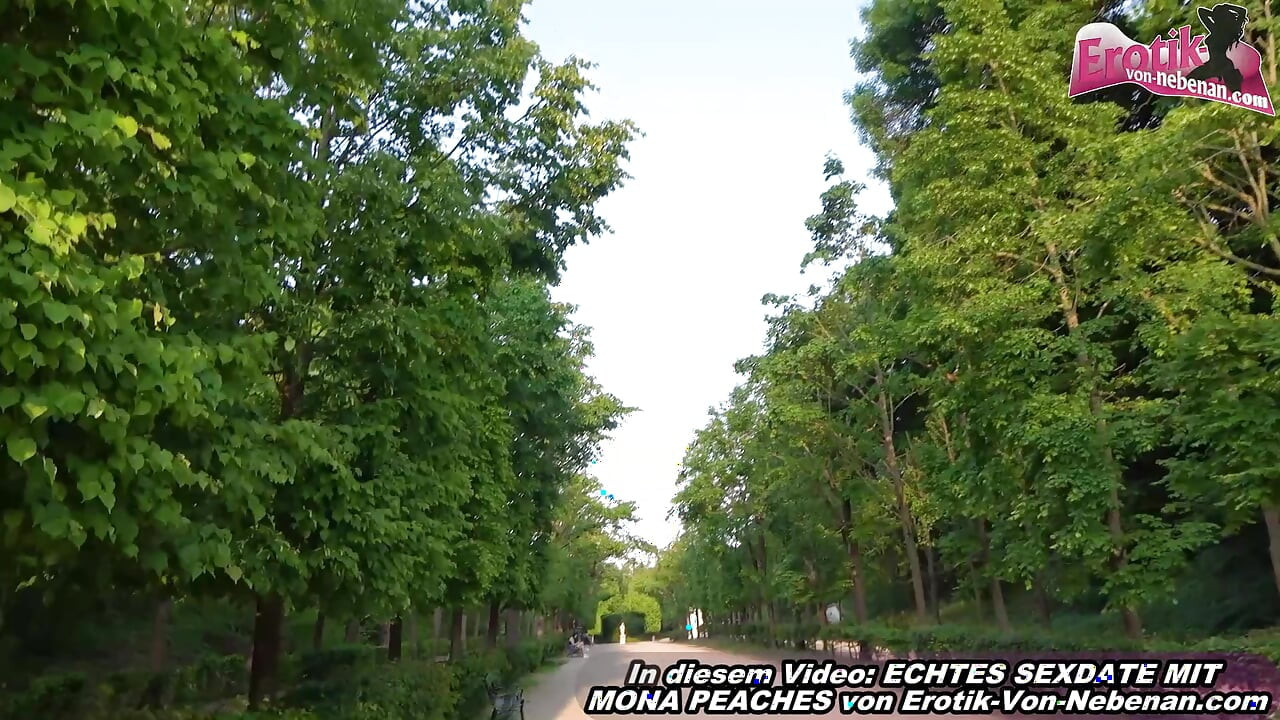 German Blowjob Date in Public Park (RISKY)
