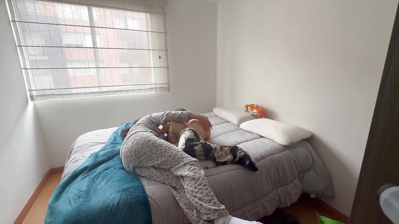 Lesbiska har kul och spelar hardcore sex