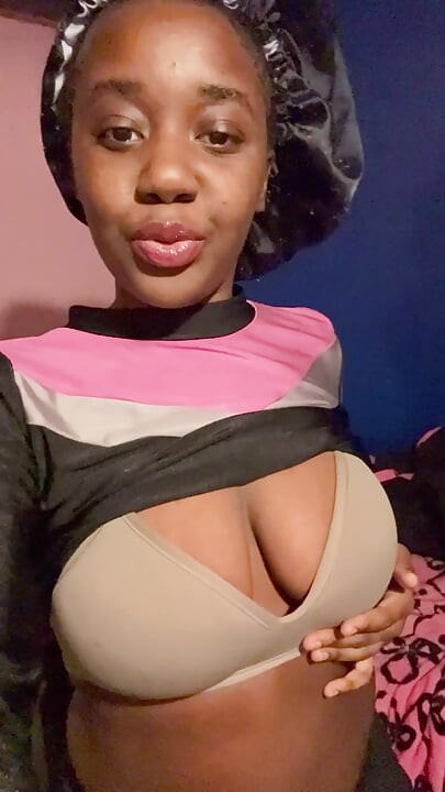 I fuck a fan on FaceTime video call today