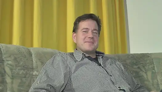 Cewek-cewek hot ini lagi asik fingering memeknya dengan gairah