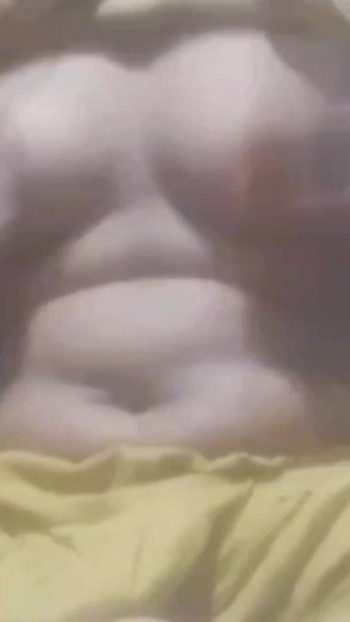 Památný okamžik z "Pussy video single life partner s kuchyní sexuálních pracovnic"