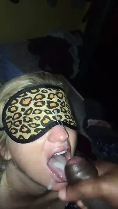Too Big for her Throat ,Blonde Milf sucks BBC