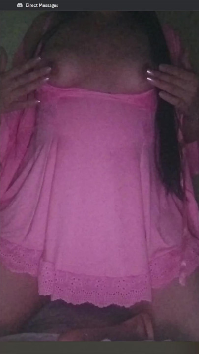 Sessão adulta de cam Com uma mulher com tesão - ela goza para mim