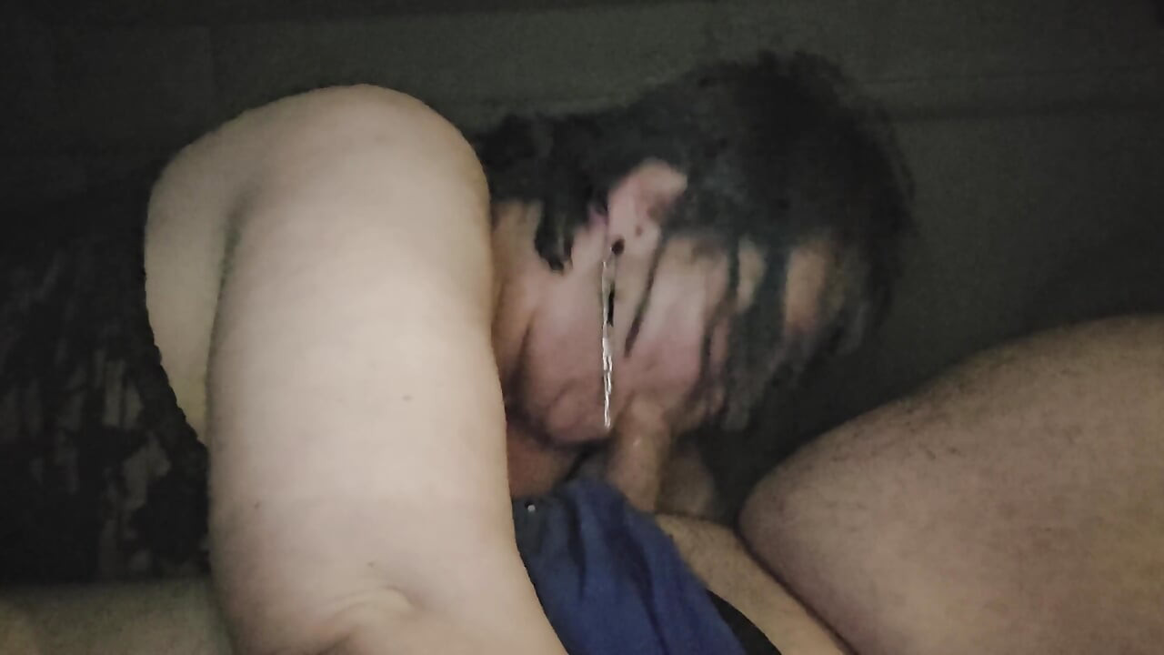 Semi Slut Sucks Before Her Fucking