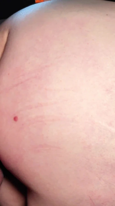 Powerful moment from "Asmr: Mom with a Big Round Ass Twerks on My Dick"