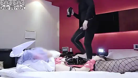 Rabbithole Y-San преобразует в ее подтянутую, стройную красотку скатывается в чувственную игру - 2