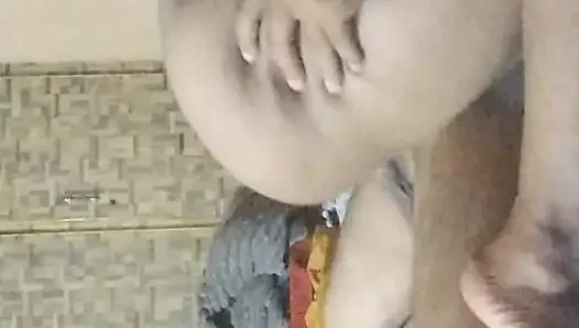 She goes live and she ask me fuck me live I fuck live chubby bhabhi