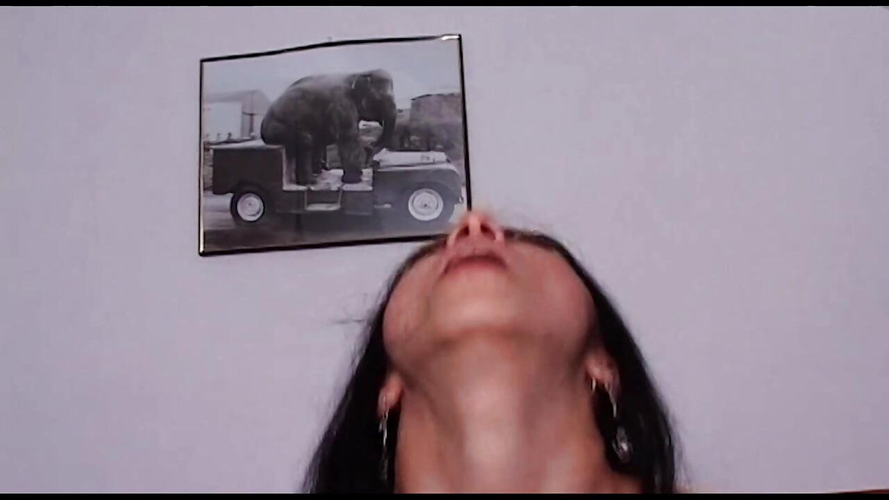 Sing ka bana huaa garabar dvara gili choot honth