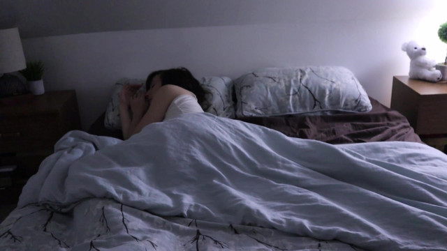 The night of the forbidden act – when Stepmom shared her bed with her stepson