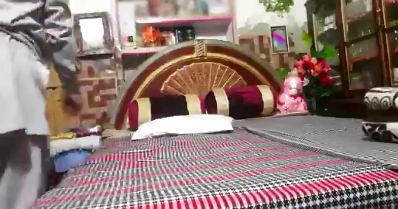Дезі домашнє порно відео, гаряча індійська домогосподарка трахається з сусідом
