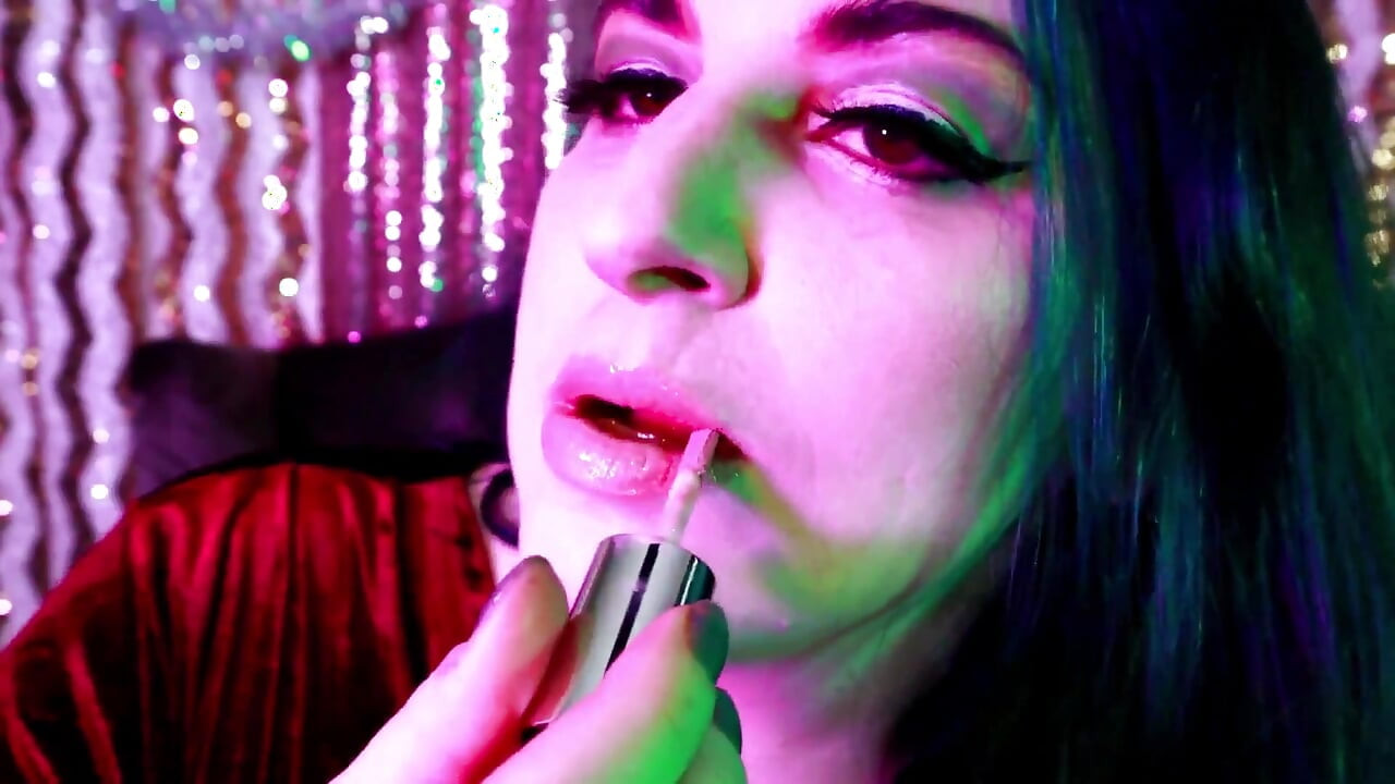 100 слоя гланц за устни Asmr