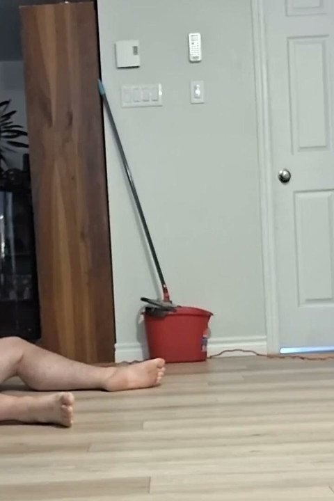 Alldress Footjob
