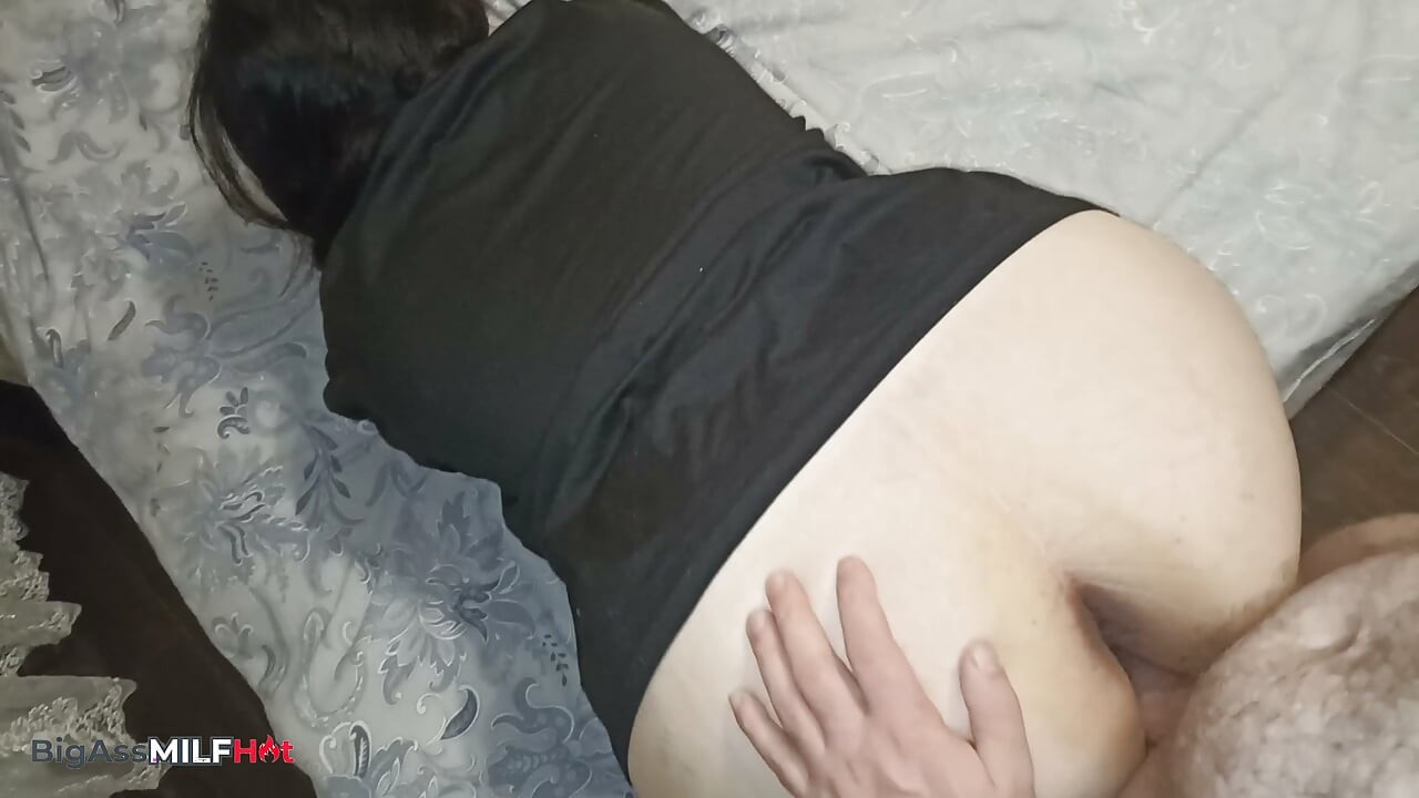 Stepmom Doggy Style and Reverse Cowgirl – Big Ass Slapping Until Creampie