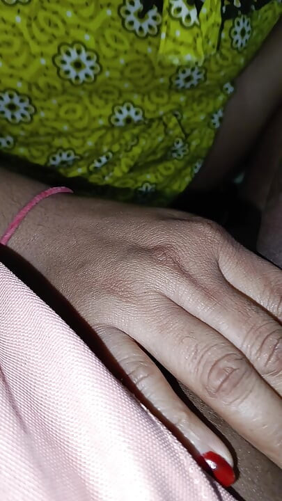 Rume bhabi rat ko pyar kiya