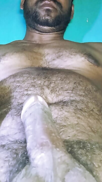 Baie cu masturbare cu pulă mare băiat din Bangladesh