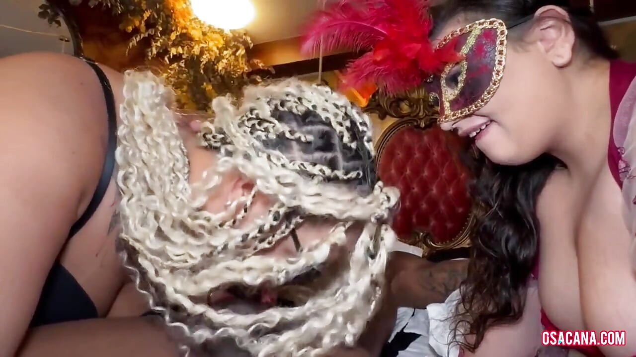Carnival Party in Particular
