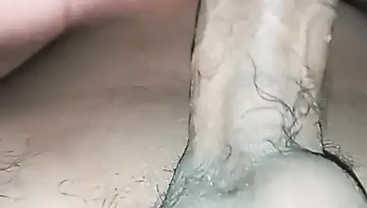 Aku masukin kontolku ke dalam memek eva sampai aku crot di atasnya